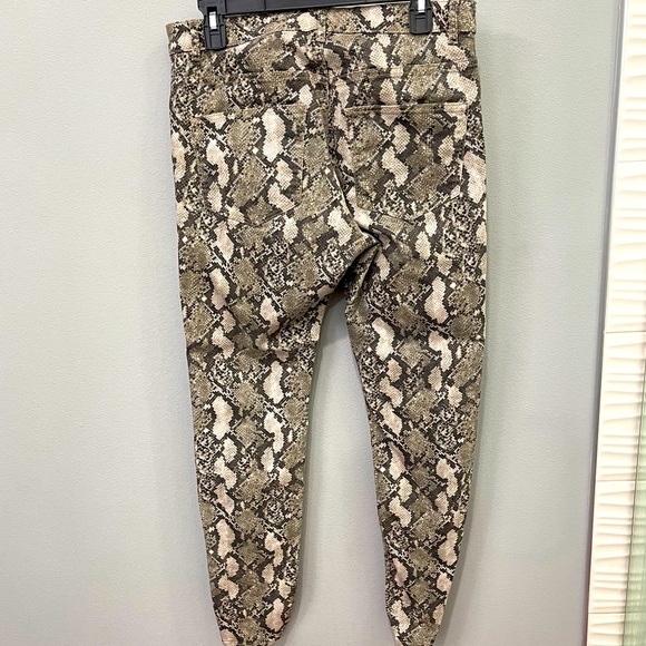🐍HM snake pants 🐍 - Picture 3 of 3